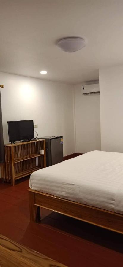 Hotel King Fa House Mae Sot Zewnętrze zdjęcie
