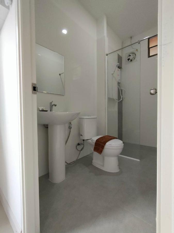 Hotel King Fa House Mae Sot Zewnętrze zdjęcie